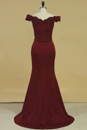 2024 Prom Dresses Spandex Off The Shoulder With Applique Sweep Train