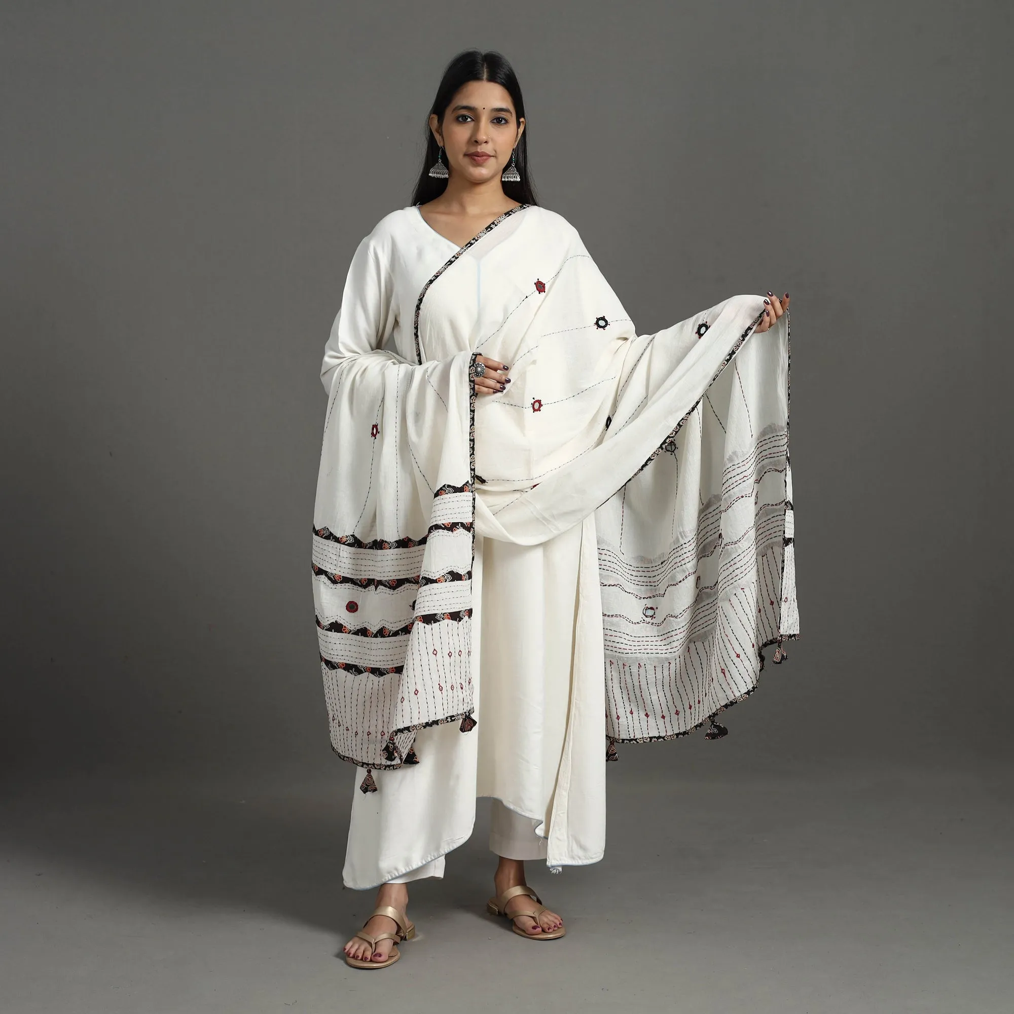 Applique Patchwork Cotton Tagai Kantha Dupatta 62
