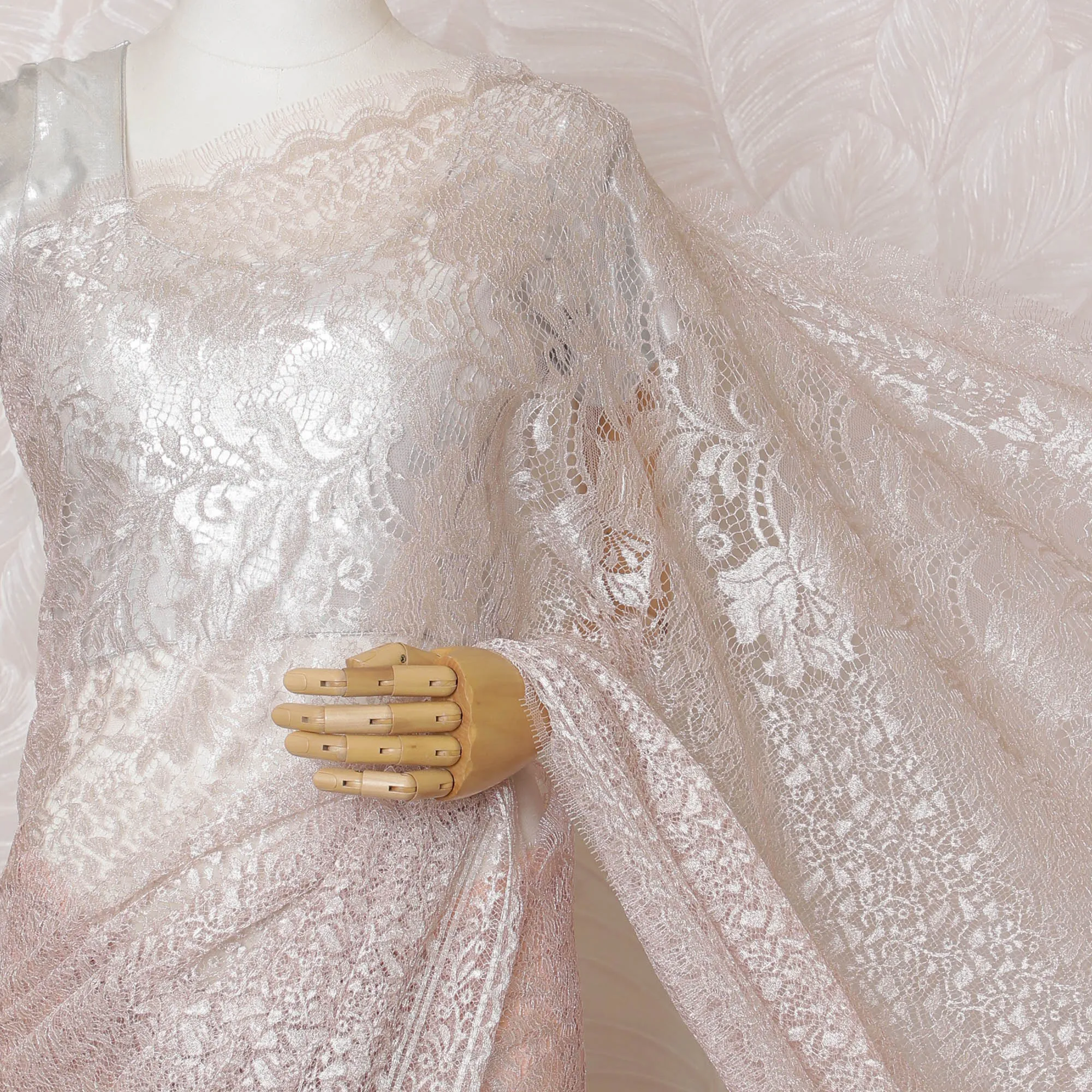 Elegant French Metallic Chantilly Lace Fabric - Soft Pink Floral Design, 110 cm Width, 5.5 Meters-D19457
