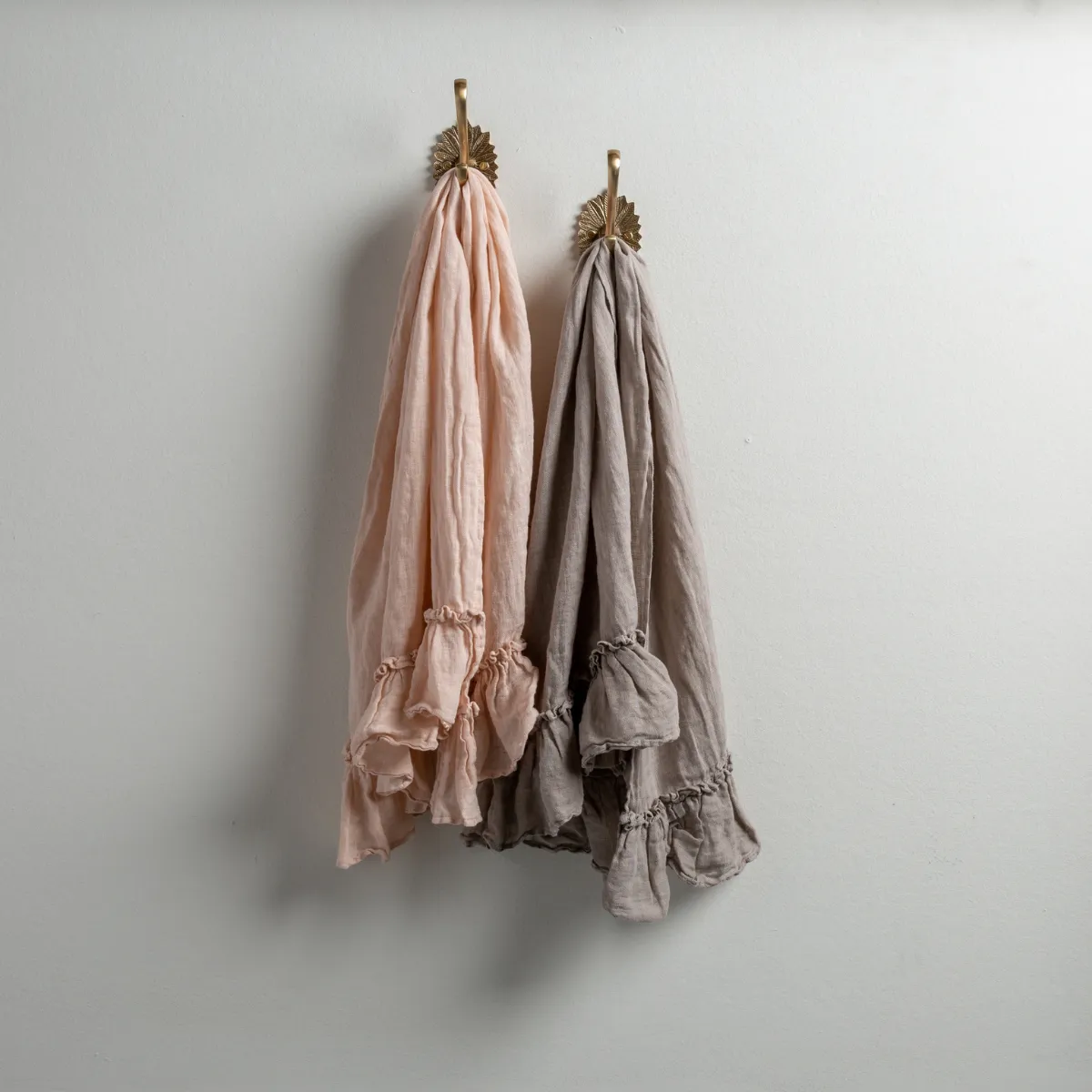 Linen Whisper Guest Towel
