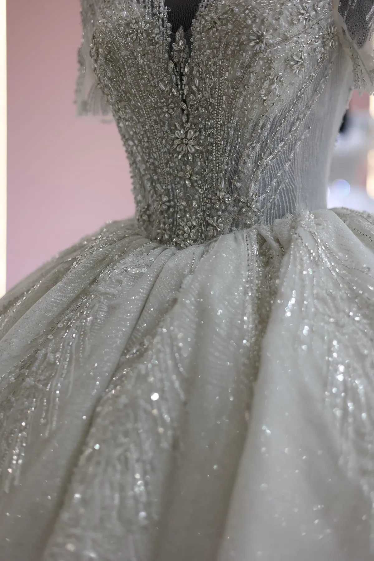 Luxury Beaded Short Sleeves Ball Gown Wedding Dress RS021