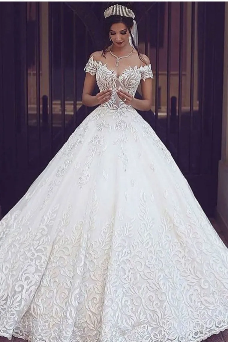 Off The Shoulder A Line Wedding Dresses With Applique Tulle